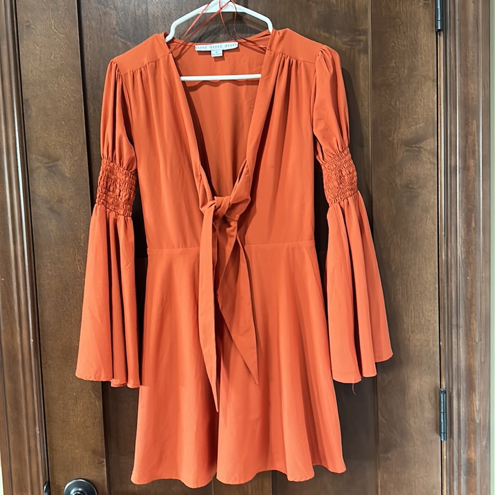 HYFVE Sienna rust front tie cut out bell sleeve mini dress women’s small
